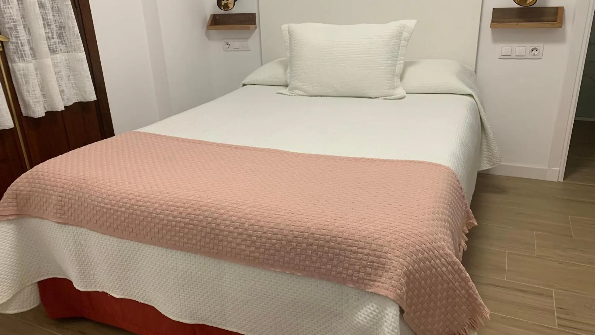 Apartamento Plaza De La Corredera Cordoba 0*,